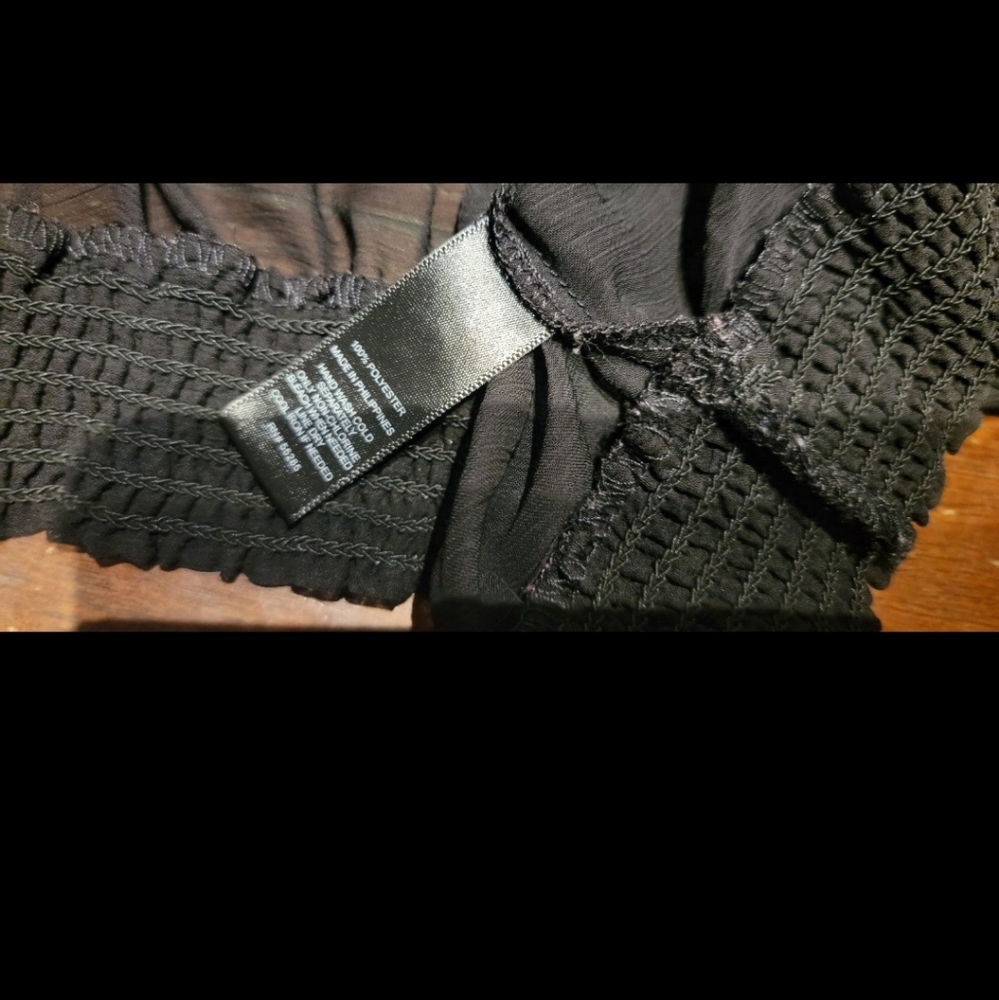 Express Sheer Top - Picture 2 of 4